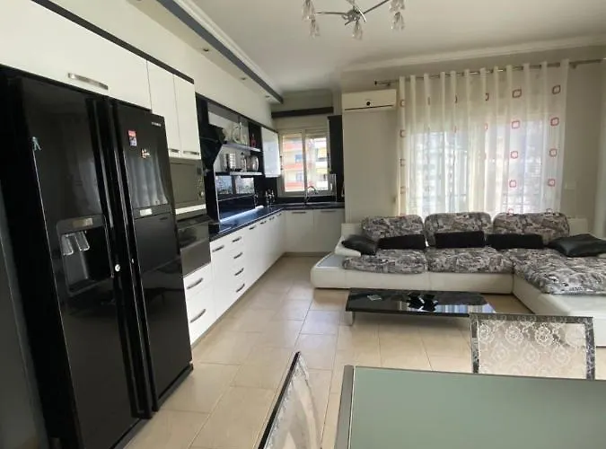 Апартаменты Marina House Влёра