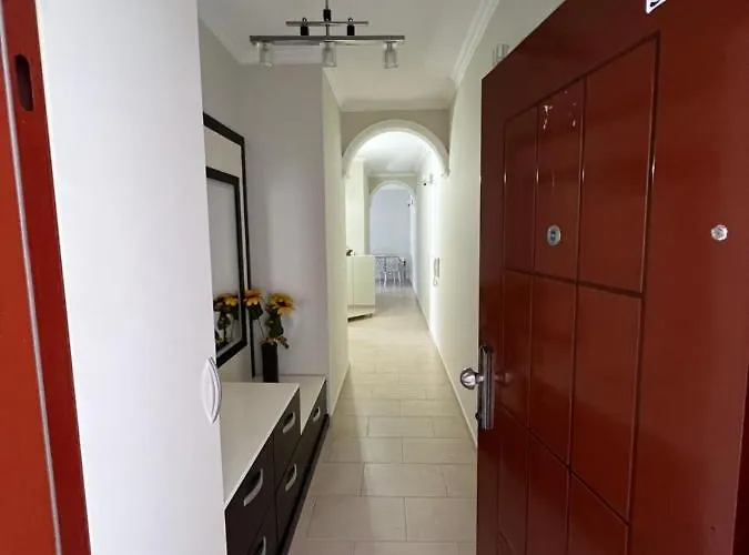 Marina House Апартаменты