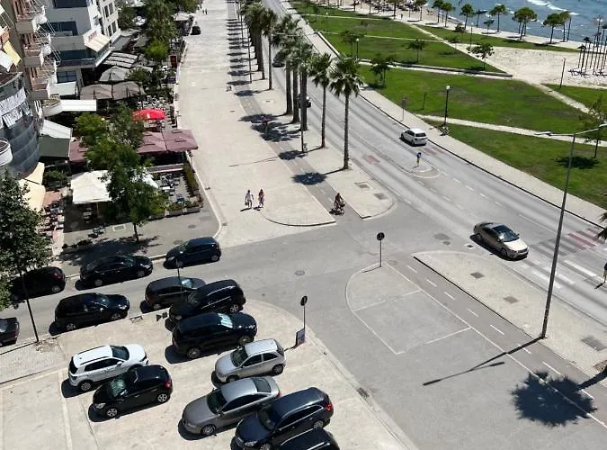 Marina House Апартаменты Влёра