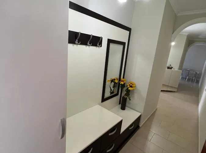 Апартаменты Marina House *